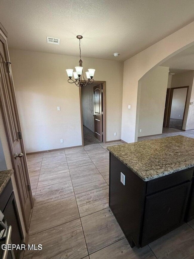 Building Photo - 4941 Ruben Soto