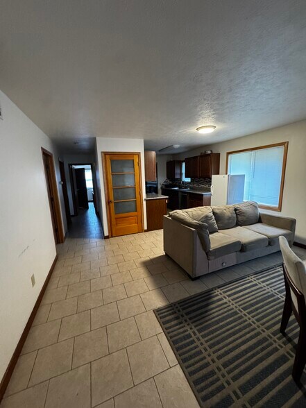 Building Photo - 325 N Calumet Ave