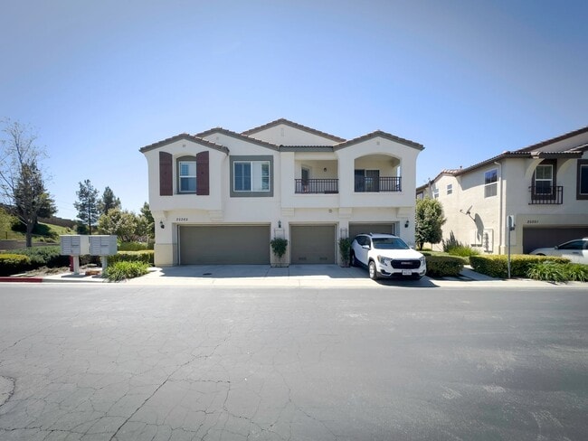 Building Photo - Townhome For Rent In Murrieta with TWO Pri...