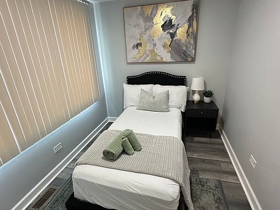 Building Photo - 3320 Ernst St