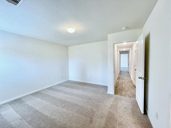 Building Photo - 13010 Sorrento Bay Dr