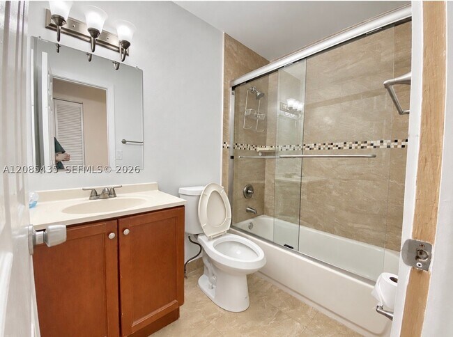 Building Photo - 8811 SW 123rd Ct