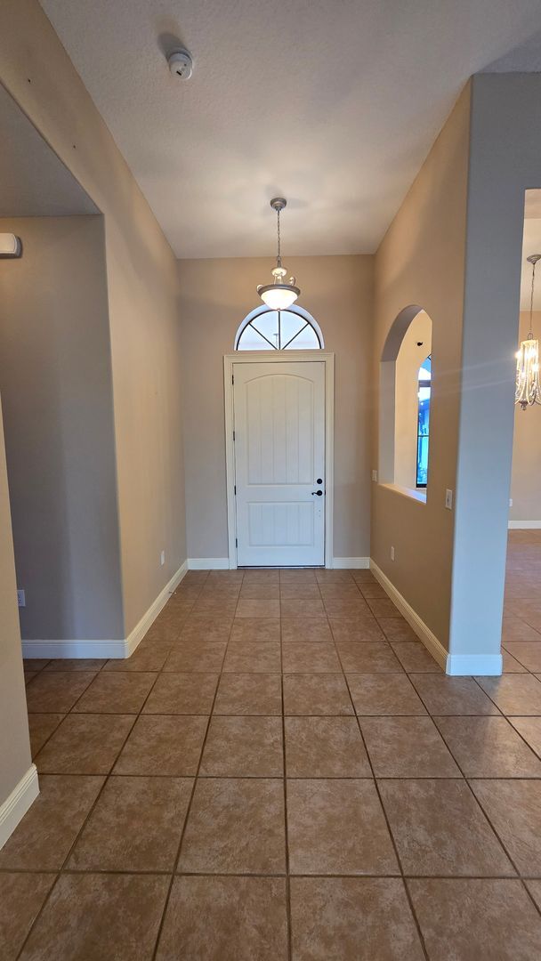 Building Photo - Stunning 3 Bedroom, 3 Bath Home – 2,500 sq/ft – Oversized Garages & Modern Upgrades