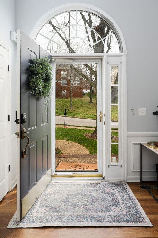 Building Photo - **UPDATED BRENTWOOD HOME THAT DOESN'T FEEL LIKE A RENTAL**