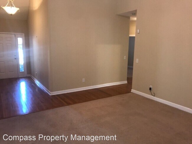 Building Photo - 3 br, 2 bath House - 401 Reagan Road