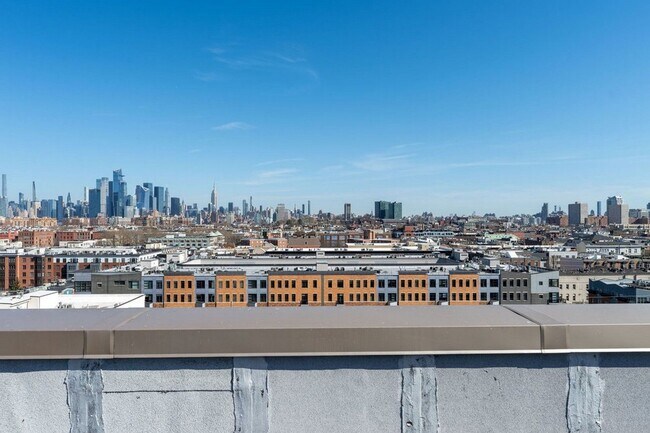 Building Photo - 800 Jackson St