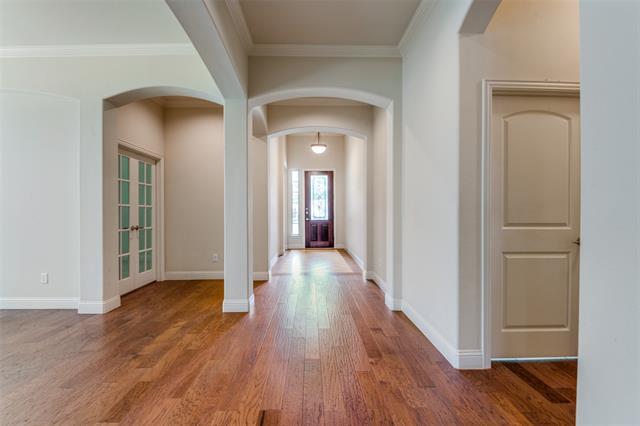 Building Photo - 9555 Crown Ridge Dr