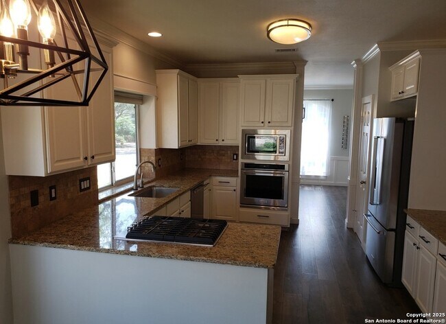 Building Photo - 4111 Antlers Lodge Rd