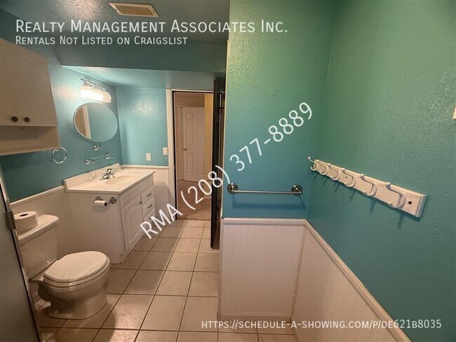 Building Photo - 3540 S Summerset Way