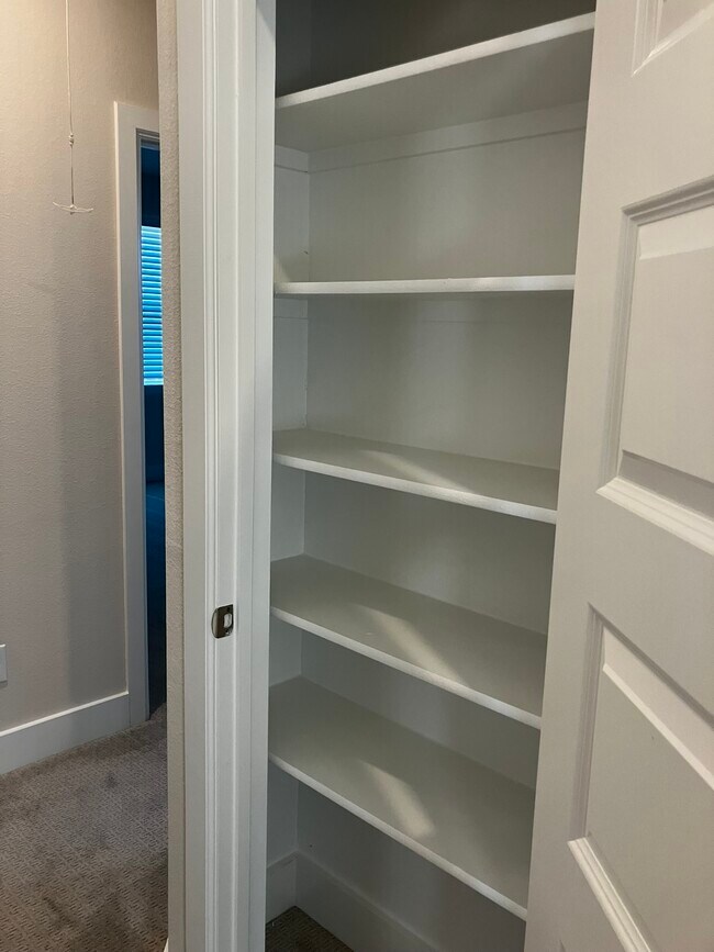 Building Photo - 1225 Marc Pl