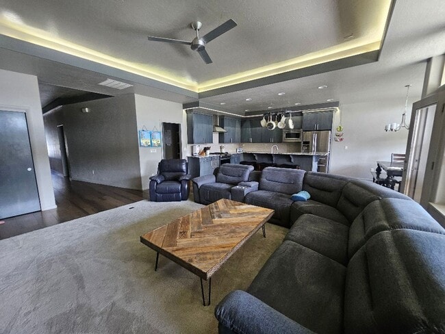 Building Photo - Beautiful Boise Home