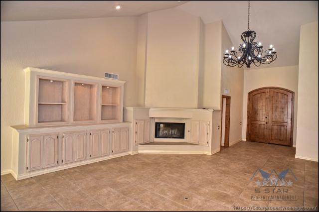 Building Photo - 4 bedroom in El Paso TX 79922
