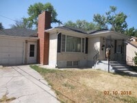 Building Photo - 910 E Steele St