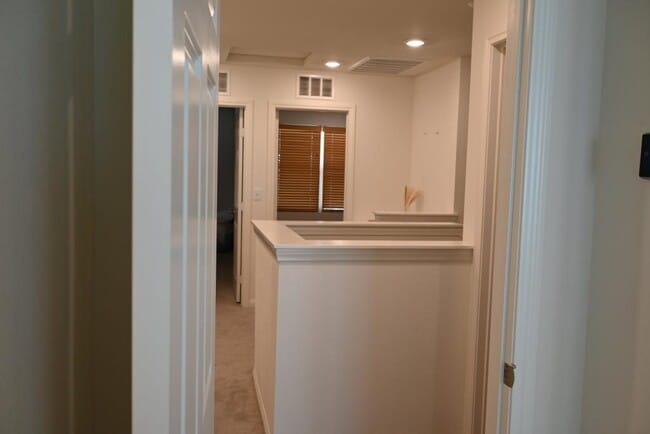 Building Photo - 1692 W Trapezoid Dr