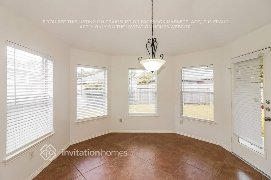 Building Photo - 17619 Sequoia View Ln