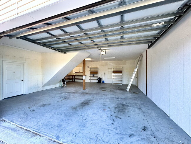 Building Photo - Bid-a-Wee Beach Gulf View -Long Term Rental!