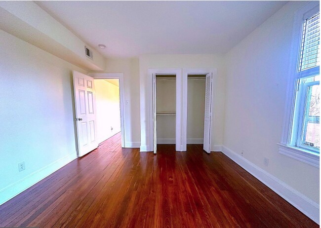Building Photo - Welcome Home!
