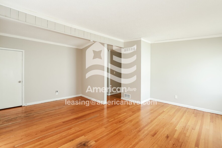 Building Photo - 3012 N 34th St