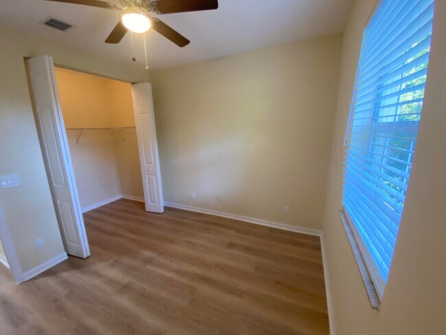 Building Photo - 4456 Regal Ct