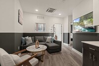 Building Photo - 1214 N American St