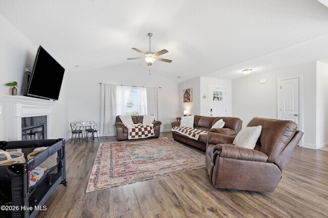 Building Photo - 708 Puppy Drum Ln