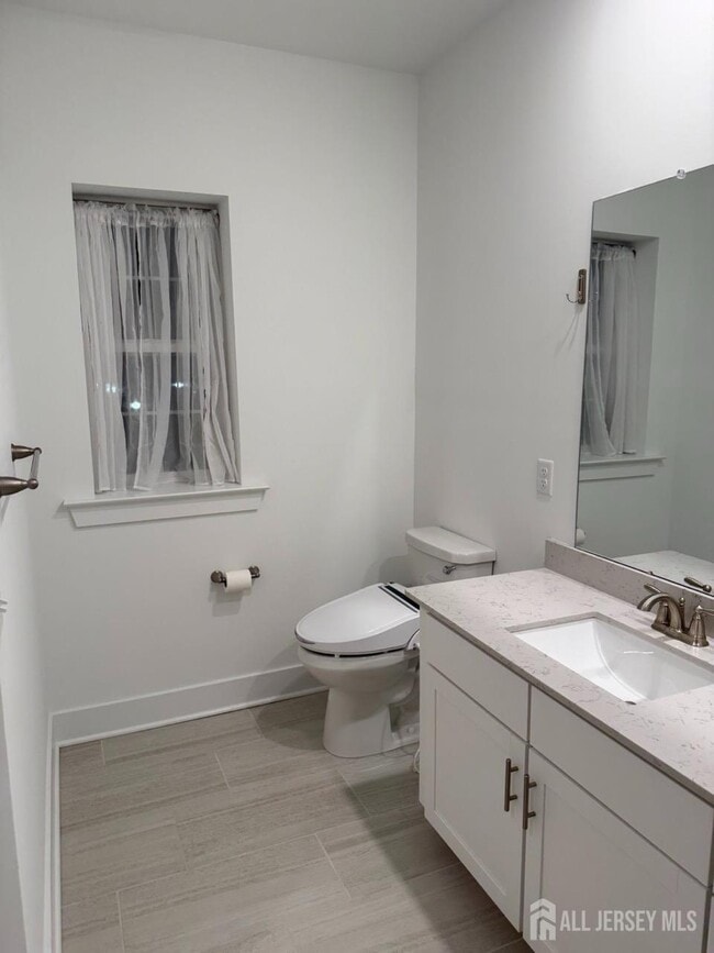 Building Photo - 1138 Vanderbergh Blvd