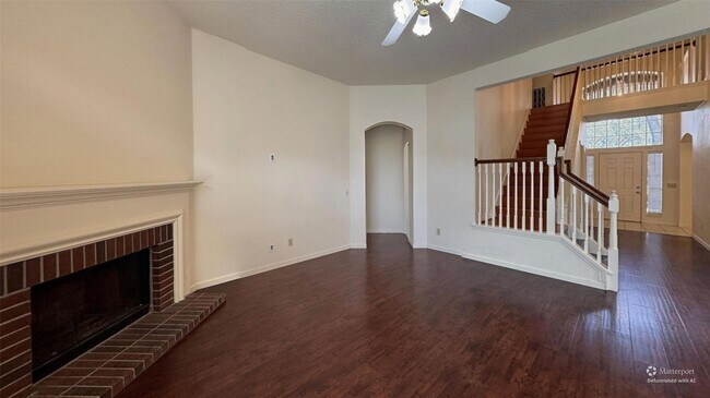 Building Photo - 5718 Walkabout Way