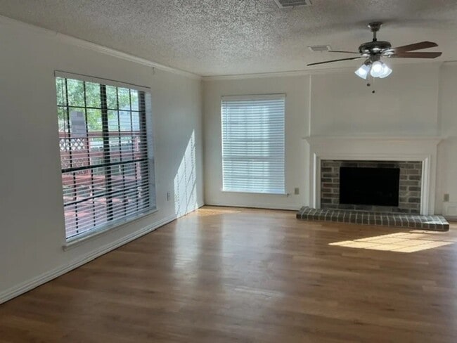 Building Photo - 2815 Sea Ledge Dr