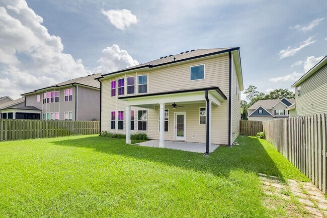 Building Photo - 125 Sams Dr
