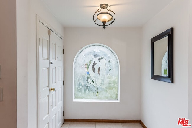 Building Photo - 459 S Bundy Dr