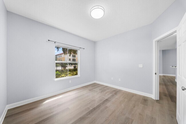 Building Photo - 11511 Villa Grand