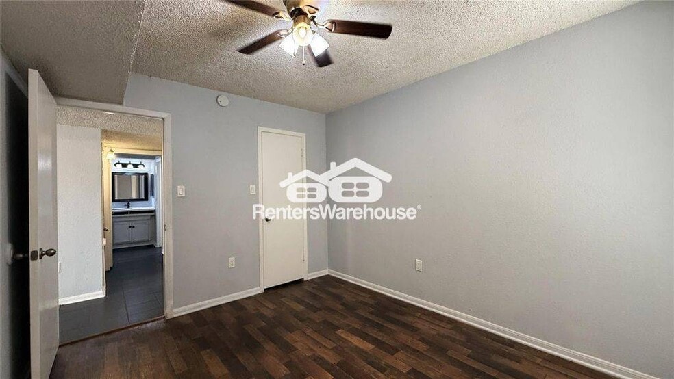 Building Photo - 250 El Dorado Blvd