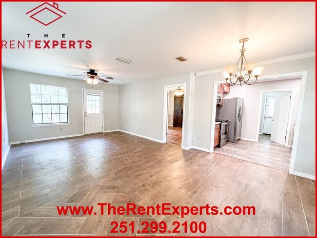 Building Photo - 2086 Mesa Dr