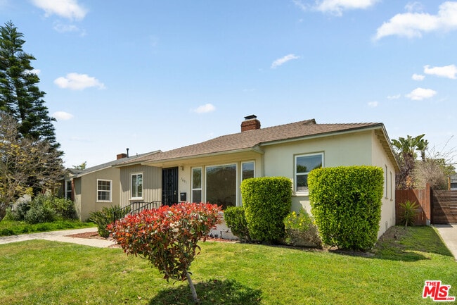 Building Photo - 7601 Dunfield Ave