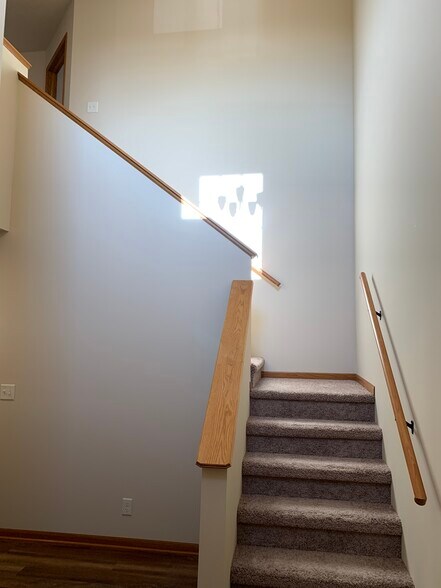 Building Photo - 9052 Tumbleweed Dr