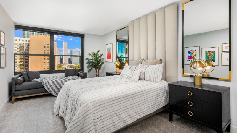 Building Photo - 1172 S Michigan Ave