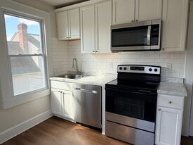 Building Photo - 103 Birdsey Ave