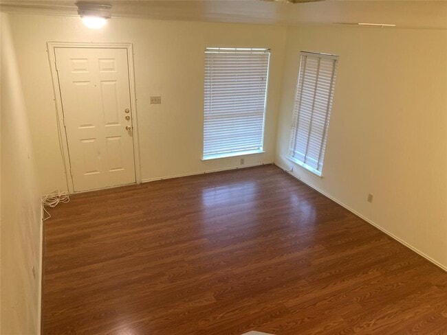 Building Photo - 14045 Maricella Ln