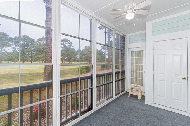Building Photo - 4627 Wild Iris Dr