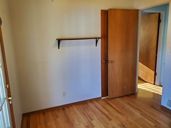 Building Photo - Charming 4 BR/ 2 BA North Spokane Home