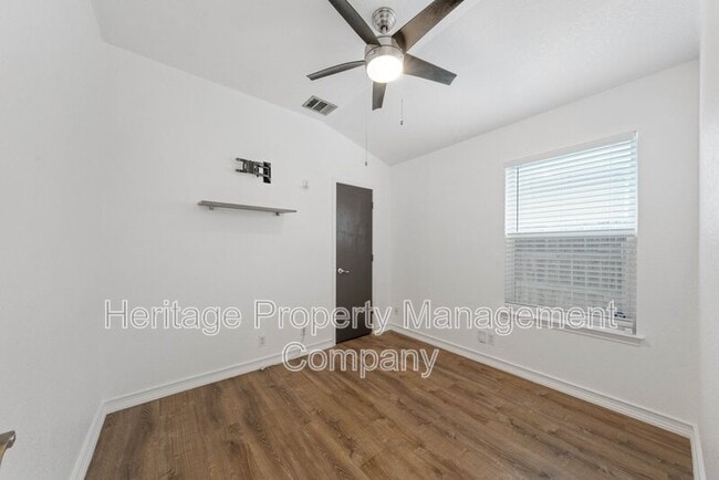 Building Photo - 719 Eagle Trail