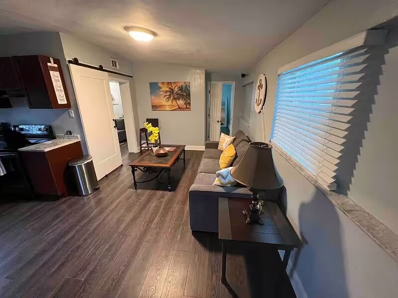 Building Photo - 2991 NW 31st Ave