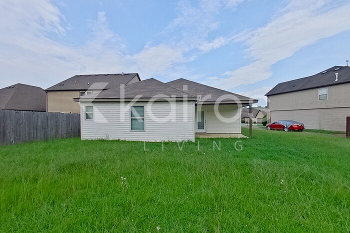 Building Photo - 1384 Maxwell Cir