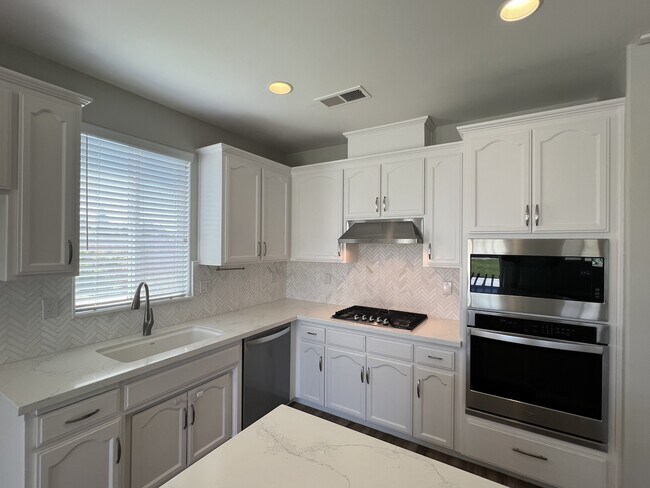 Building Photo - 5418 Sweet Sunblaze Ave