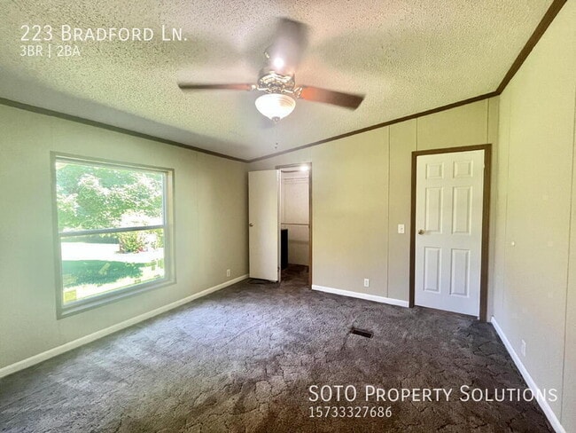 Building Photo - 223 Bradford Ln