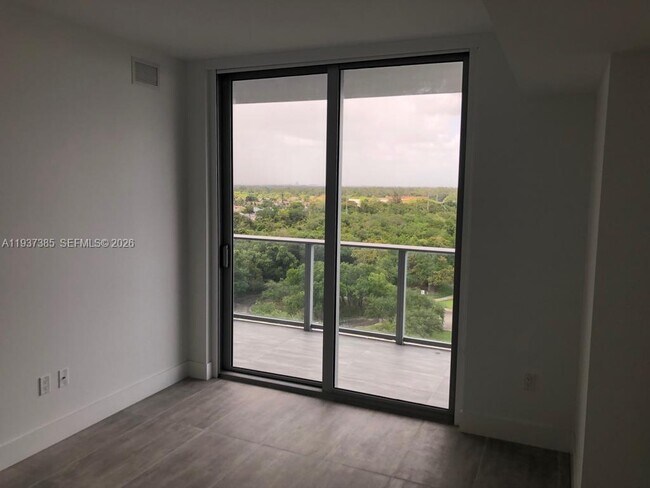 Building Photo - 16385 Biscayne Blvd