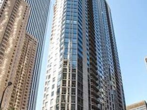 Building Photo - 222 N Columbus Dr