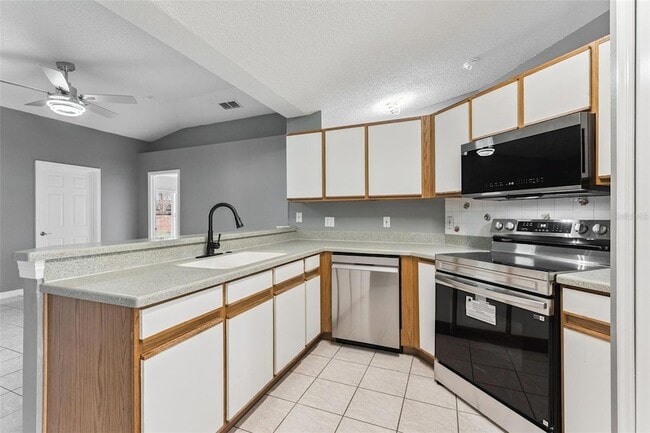 Building Photo - 5216 Heatherstone Ct