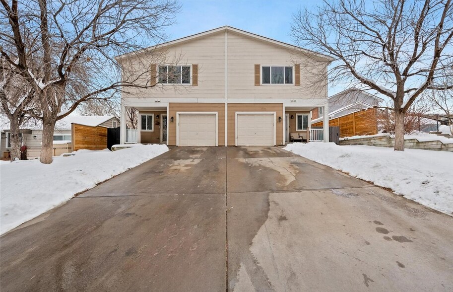 Building Photo - 2184 W Warren Ave