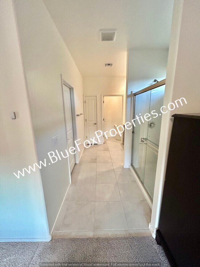 Building Photo - 7702 S Via Casa De Campo